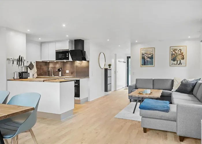 Bv220-blavand-kallesensvej-9 * Blåvand